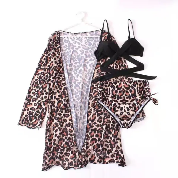 Underwire Three-Piece Bikini Set