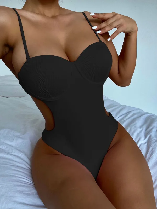 Classic Underwire One-Piece Swimsuit