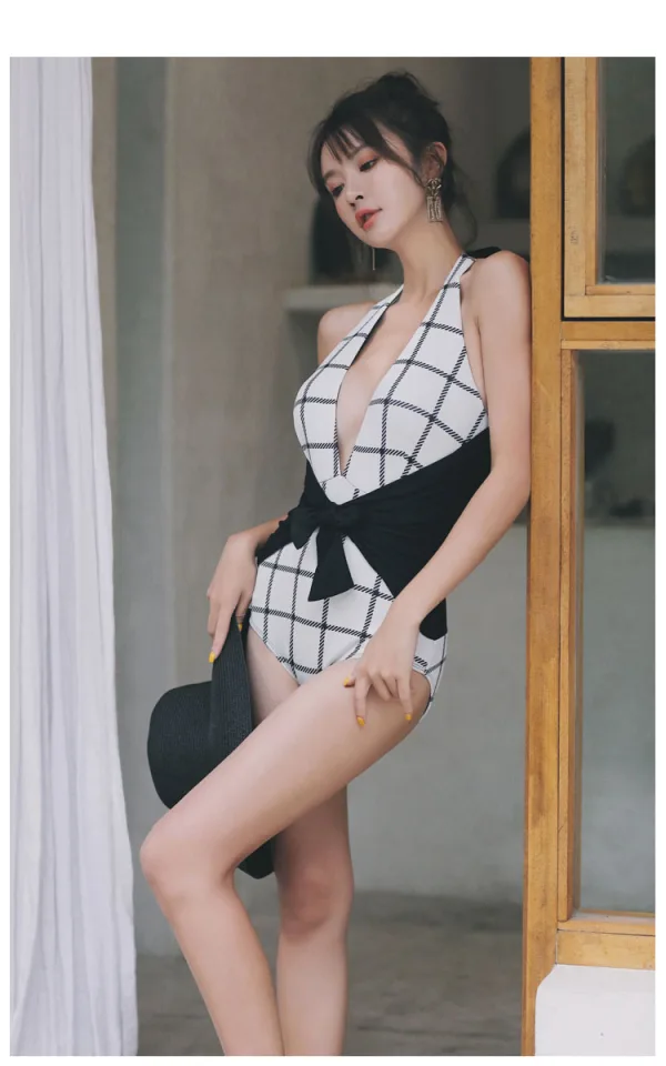 Retro Bow Accent One-Piece Swimsuit