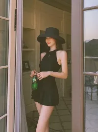 2304 Black