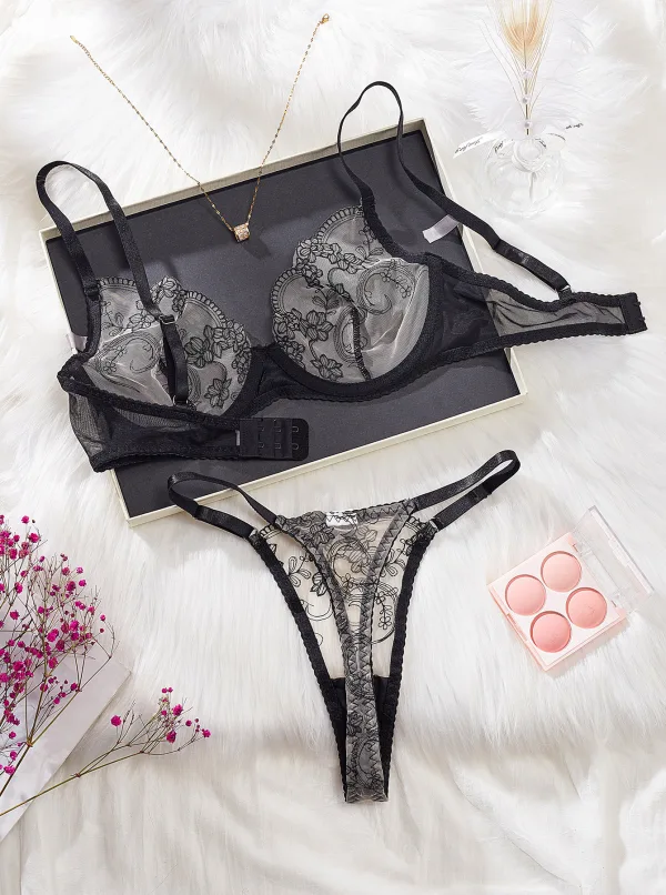 Embroidered Underwire Bikini Set