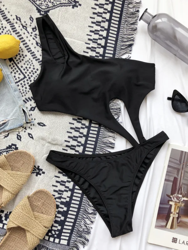 Minimalist One-Piece Swimsuit with Soft Padding