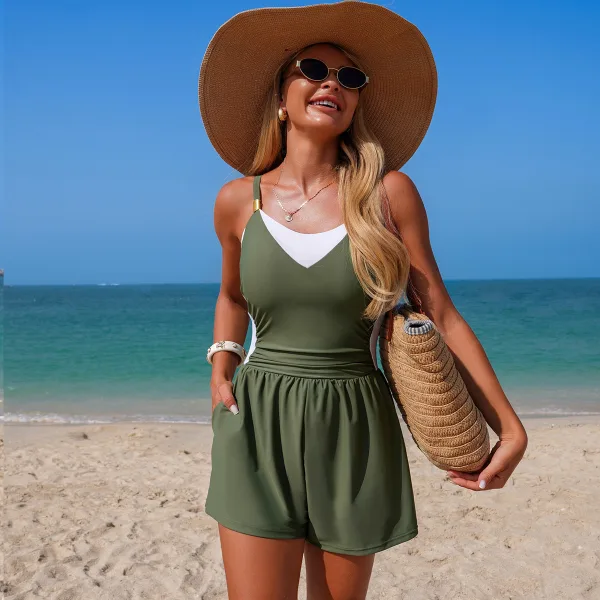 Minimalist One-Piece Swimsuit with Contrast Detailing