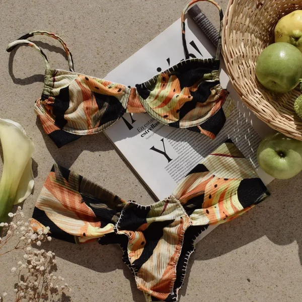 Underwire Gathered Bikini Set