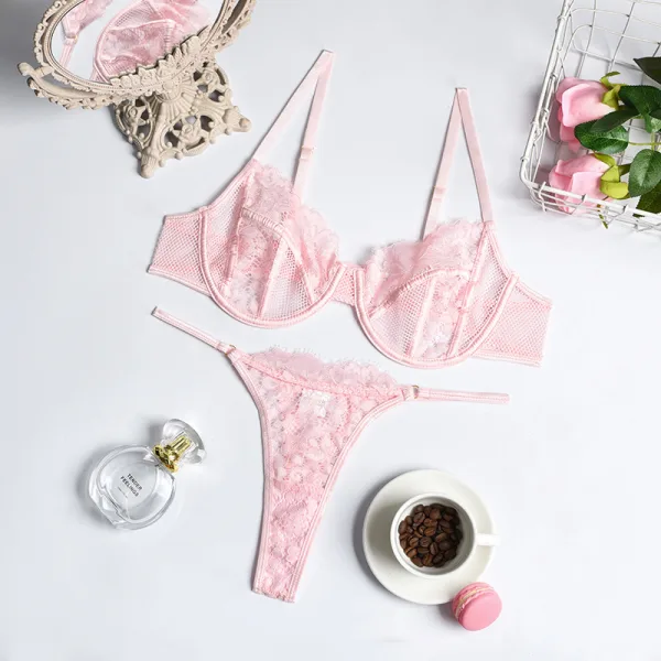 Classic Underwire Bikini Set in Soft Pastel Tones